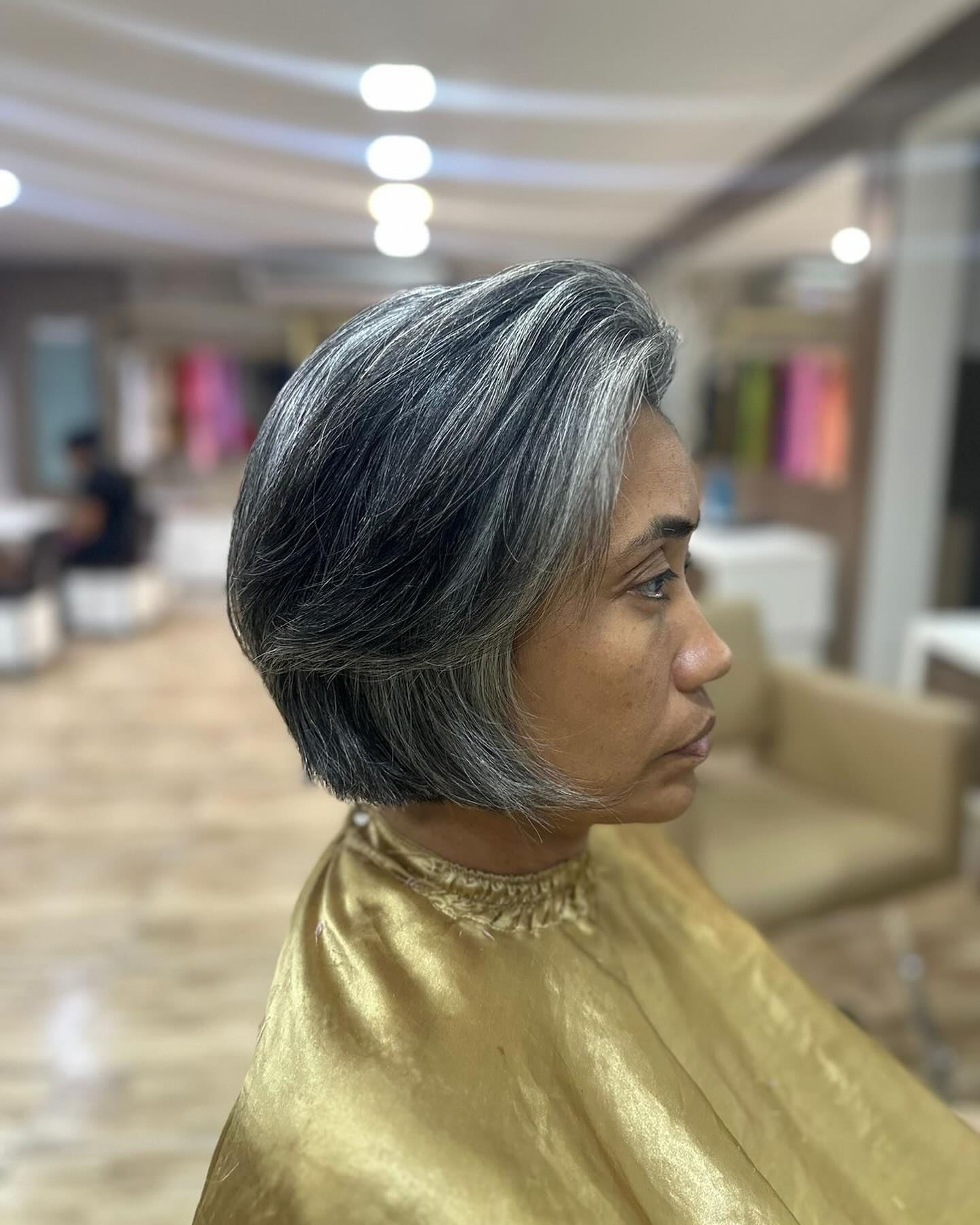 Corte Feminino em Vilas do Atlântico, Lauro de Freitas